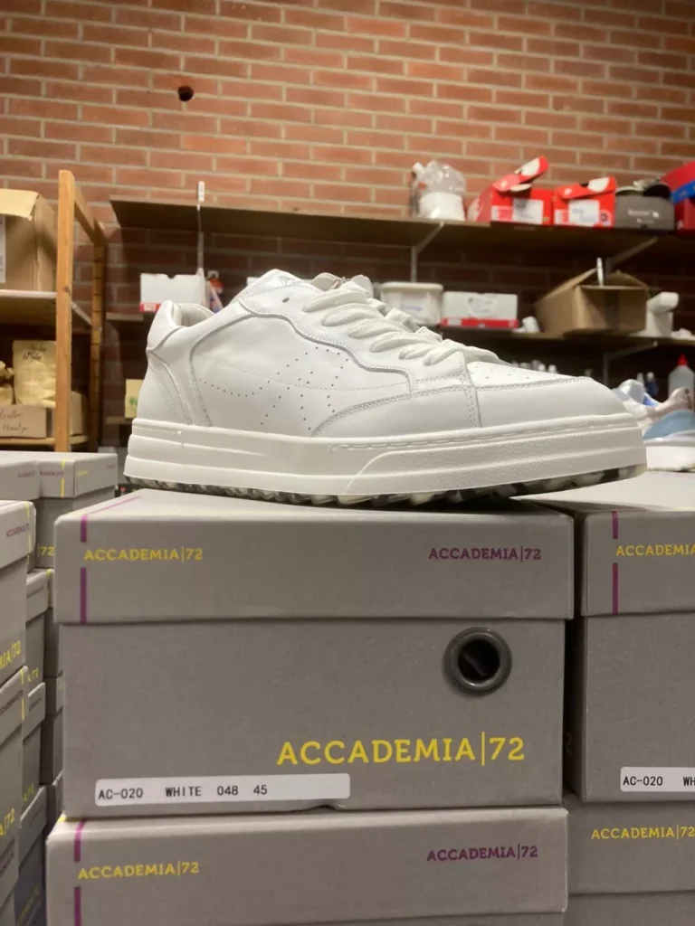 Accademia 72 Accademia 72 AC-020 White 048 Wit