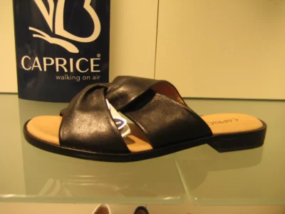 Caprice Caprice 27100 Zwart