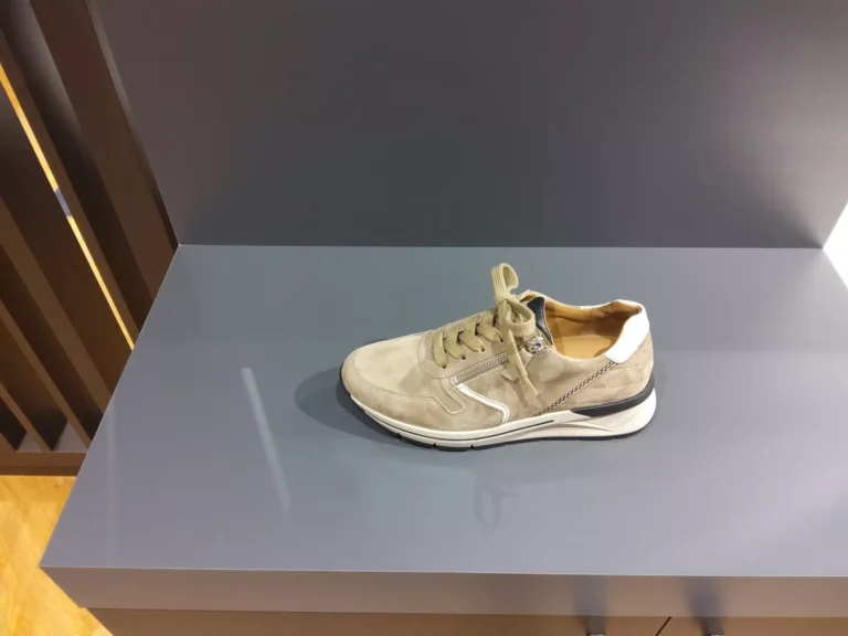 Monshoe Monshoe 8.21.04.201.01 Taupe