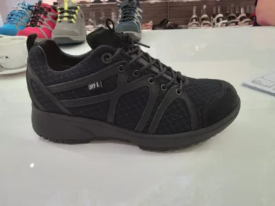 Stretch Walker Stretch Walker 40205.5.001 Zwart Suede