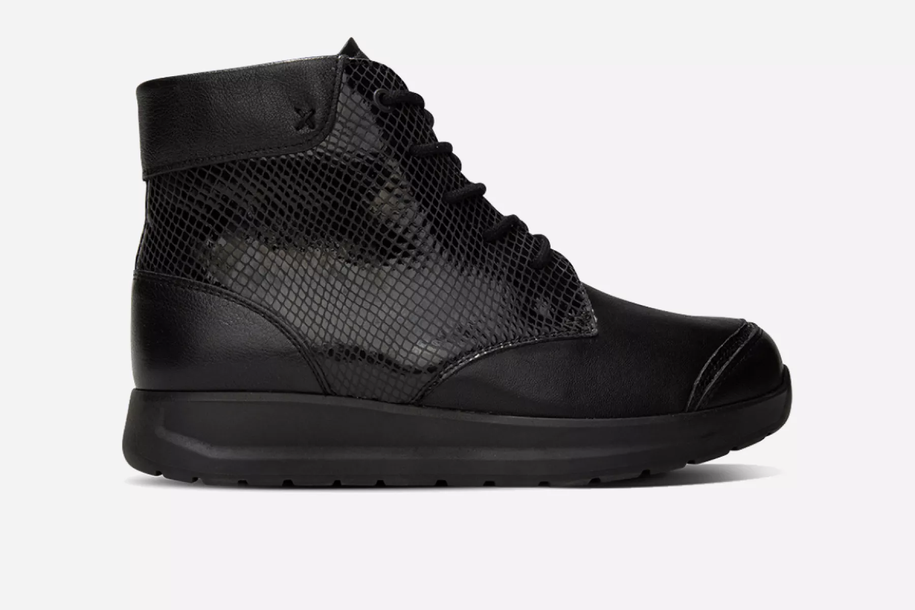 Xsensible 70112.3.006 K Claudia Lace Zwart 1 Xsensible Xsensible 70112.3.006 K Claudia Lace Zwart